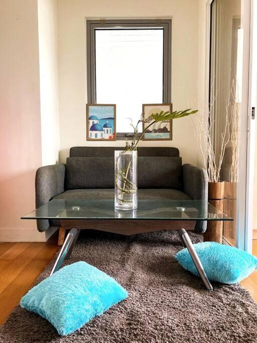 Acqua Private Residence Livingstone Tower Condo Unit With Free Wifi Manila Exterior photo